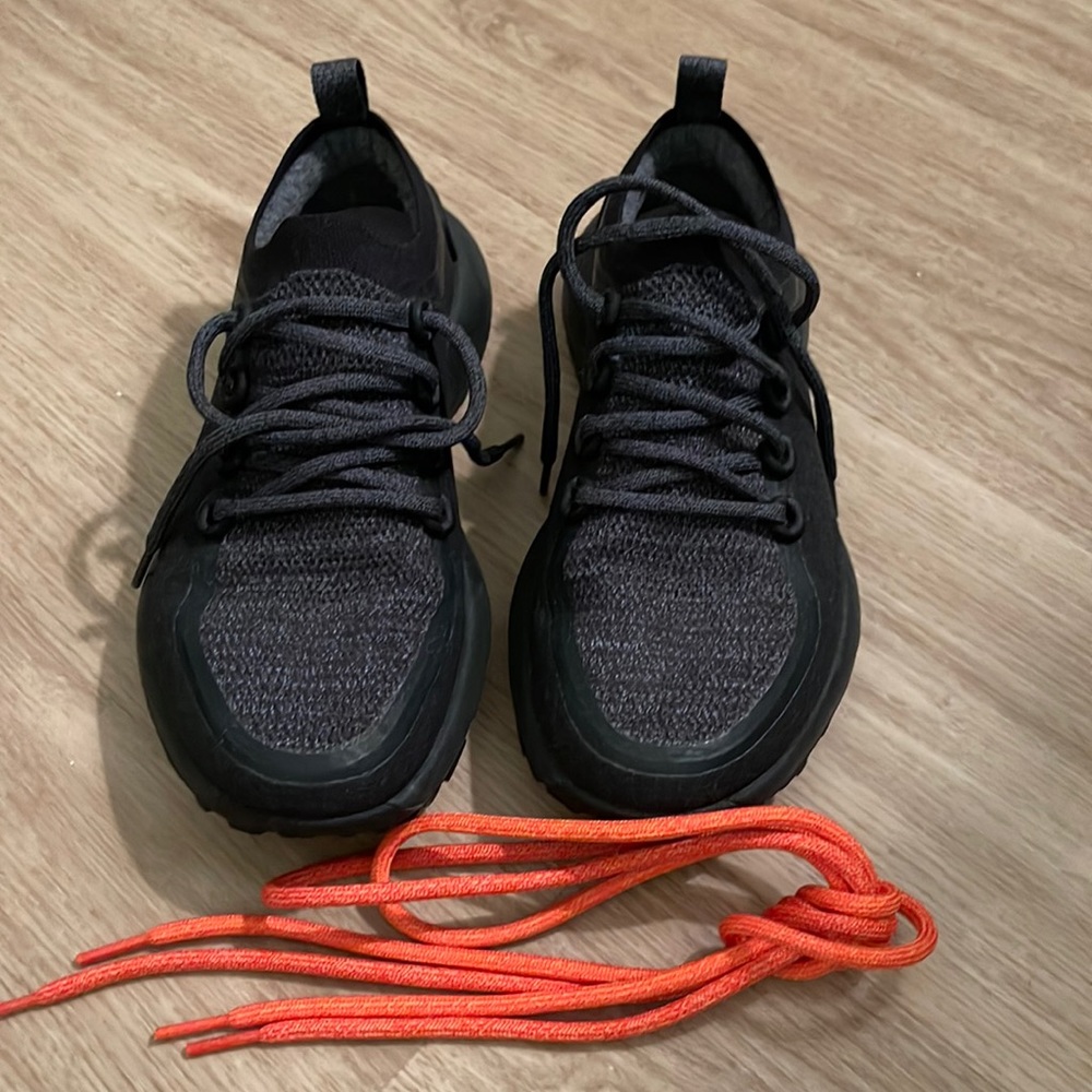Allbirds Women Trail Runners Natural Black Size 7.5